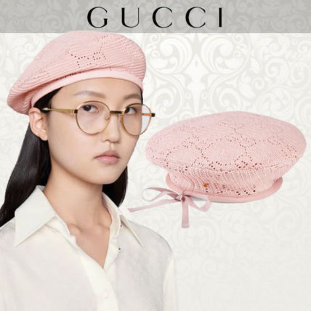Gucci Beret Crochet Perforated Hat Pink Size Medium